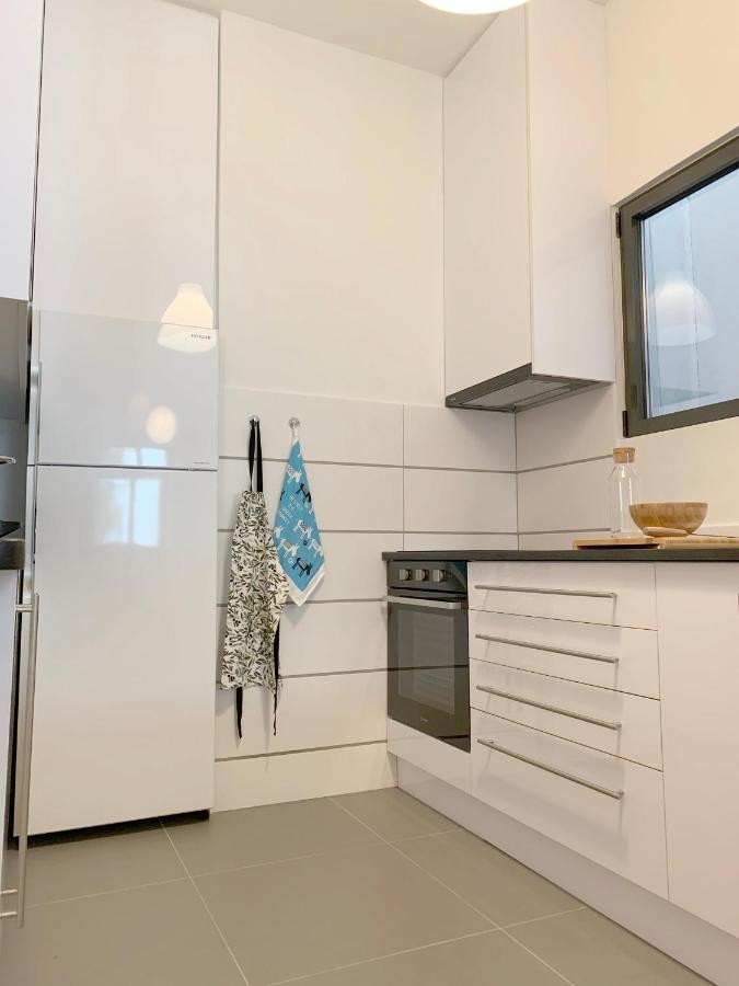 2Bd New Modern Apartment - Athens Seaside Bagian luar foto